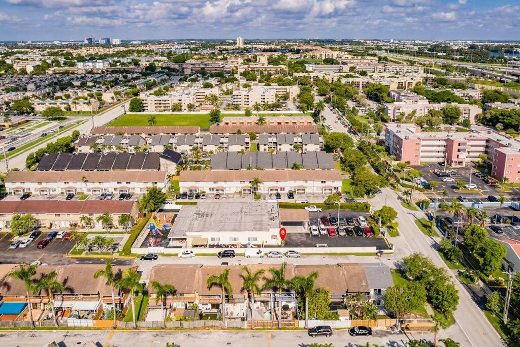 Oasis 7 Mins To Dolphin Mall Mia Ps4 Games Appartamento *